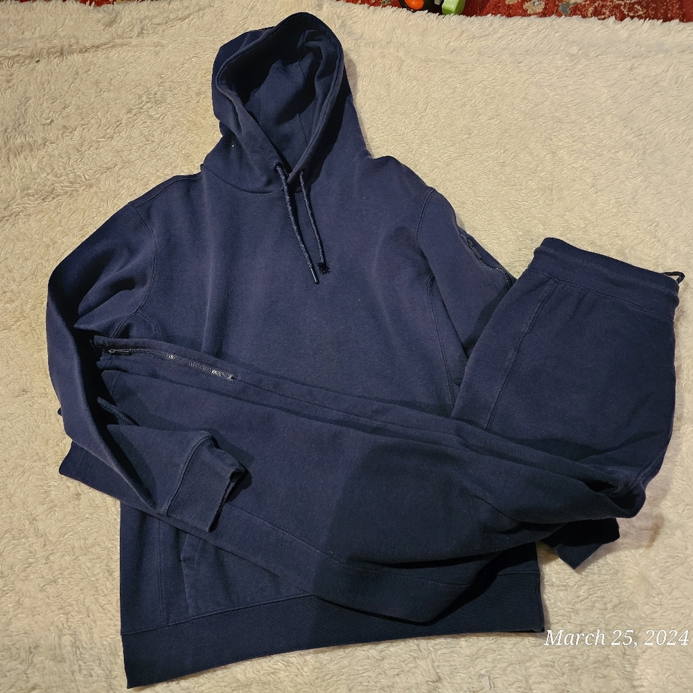 mens sweater and pants set